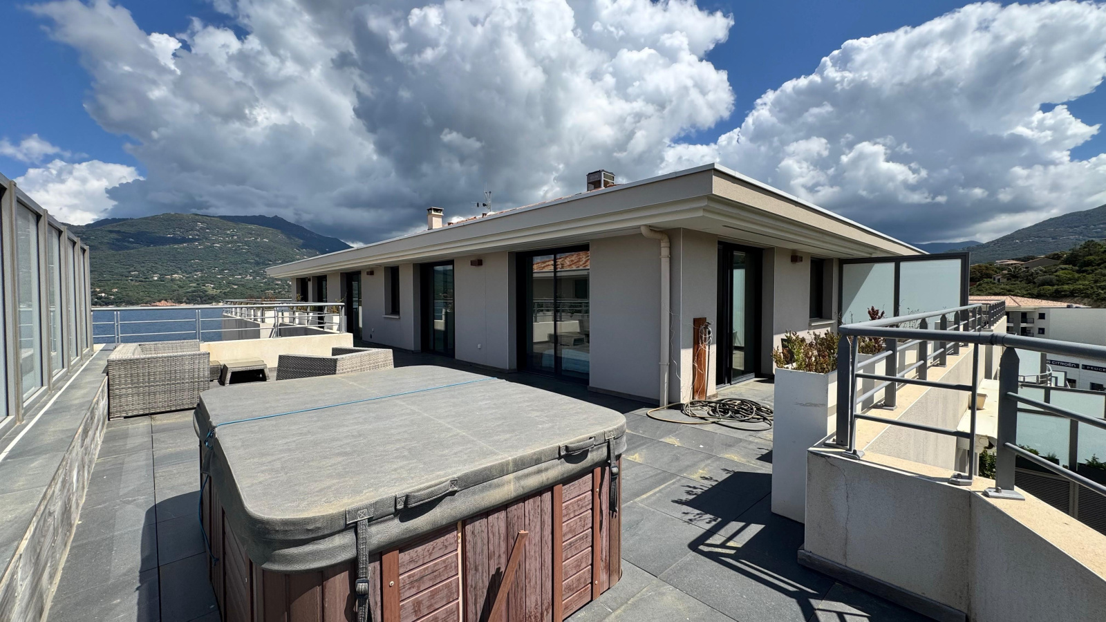 Image_, Duplex, Propriano, ref :VEN-ELIO